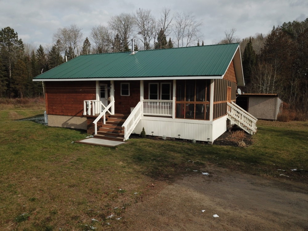 95 Mountney Road, Hastings Highlands Ontario, Canada