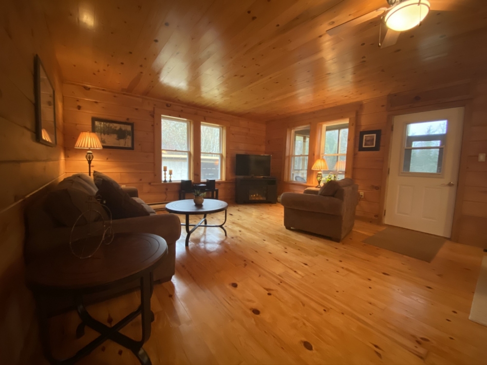 95 Mountney Road, Hastings Highlands Ontario, Canada