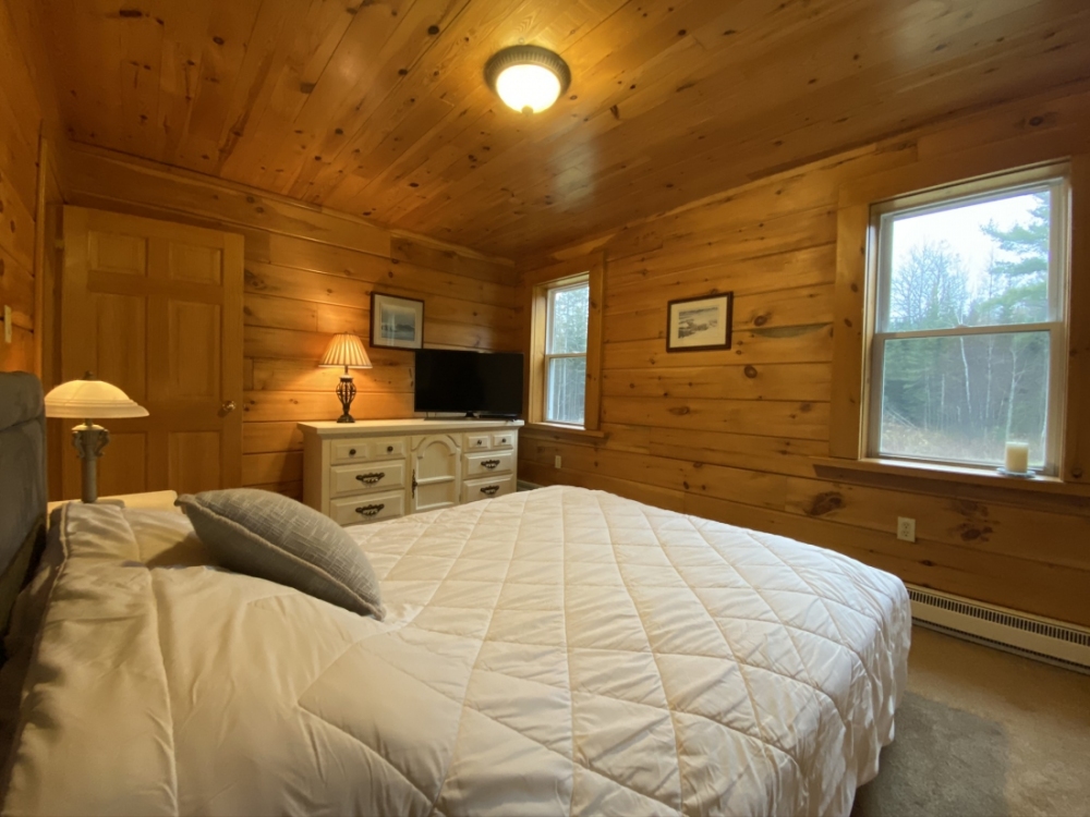 95 Mountney Road, Hastings Highlands Ontario, Canada