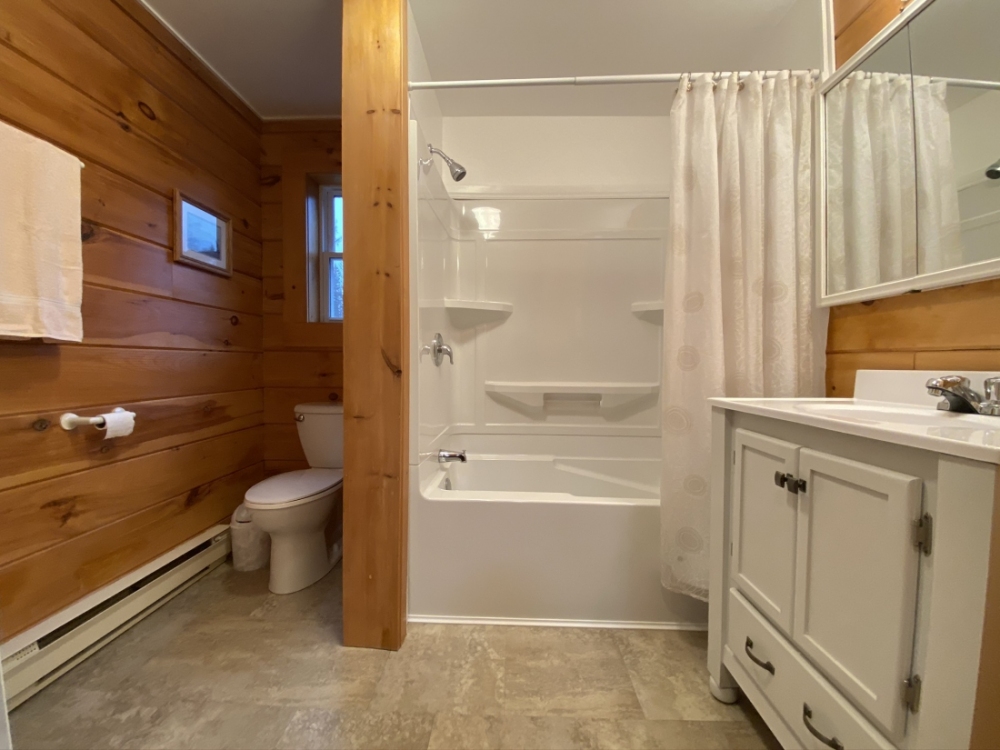 95 Mountney Road, Hastings Highlands Ontario, Canada