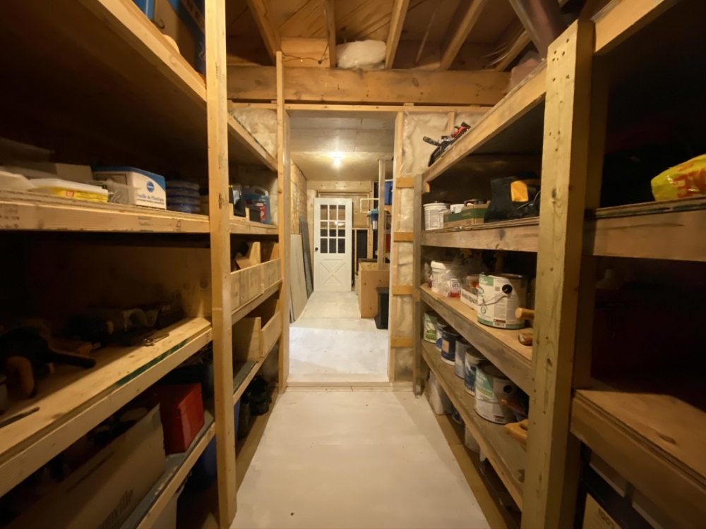 95 Mountney Road, Hastings Highlands Ontario, Canada