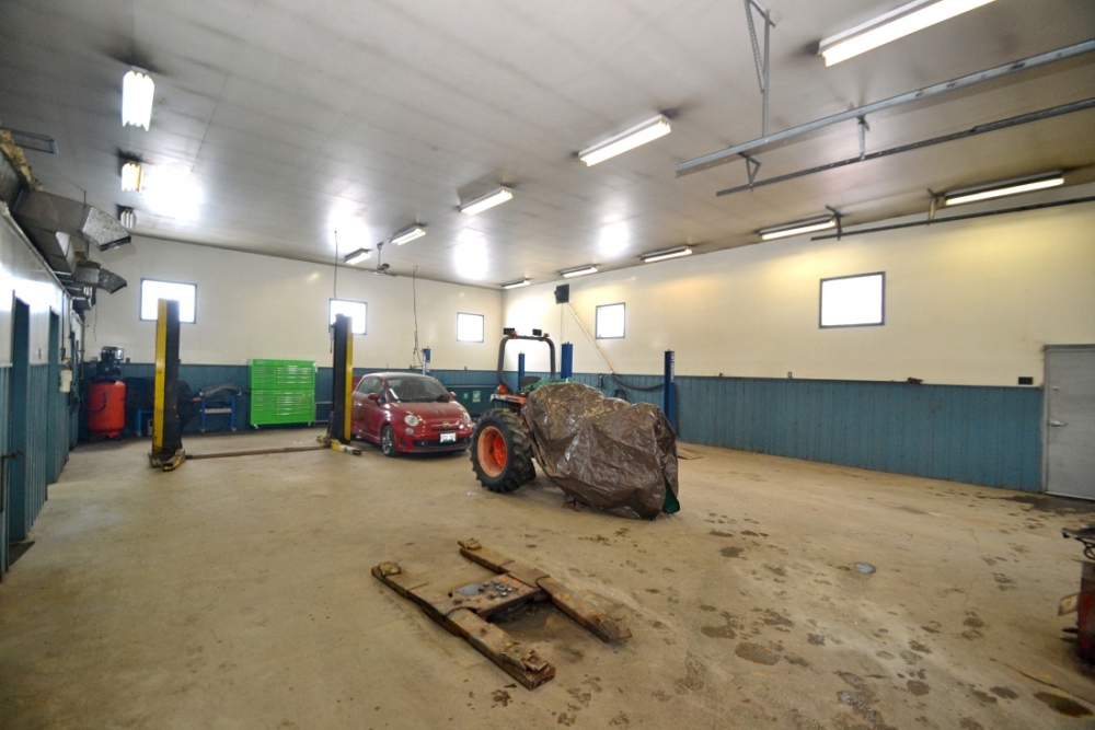 179 Hastings Street, N., Bancroft Ontario, Canada