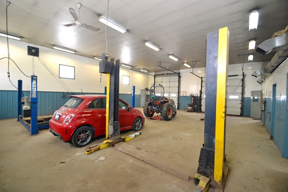 179 Hastings Street, N., Bancroft Ontario, Canada