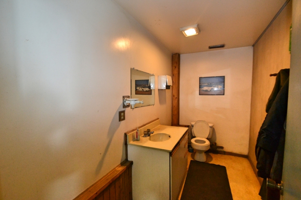 179 Hastings Street, N., Bancroft Ontario, Canada
