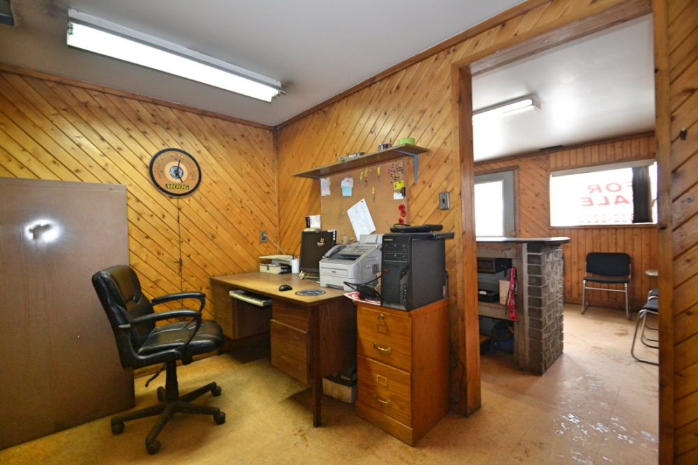 179 Hastings Street, N., Bancroft Ontario, Canada