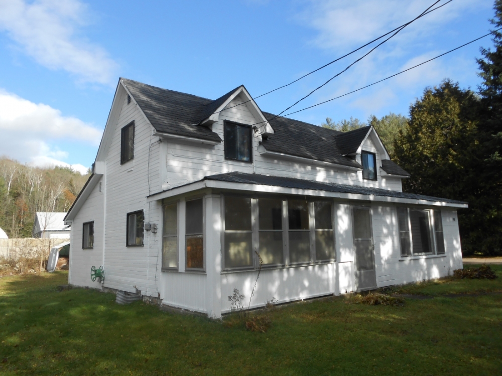 179 Hastings Street, N., Bancroft Ontario, Canada