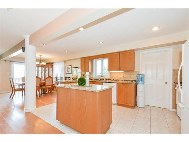 22 Gloucester Ct., Kitchener, Ontario, Canada