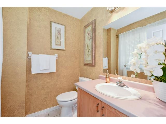 22 Gloucester Ct., Kitchener, Ontario, Canada