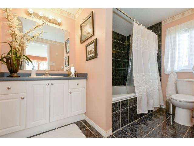 22 Gloucester Ct., Kitchener, Ontario, Canada
