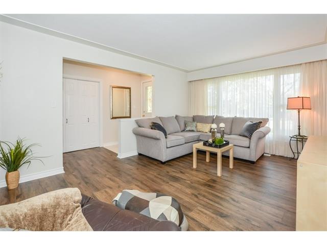 122 Speedvale Ave. W., Guelph, Ontario, Canada