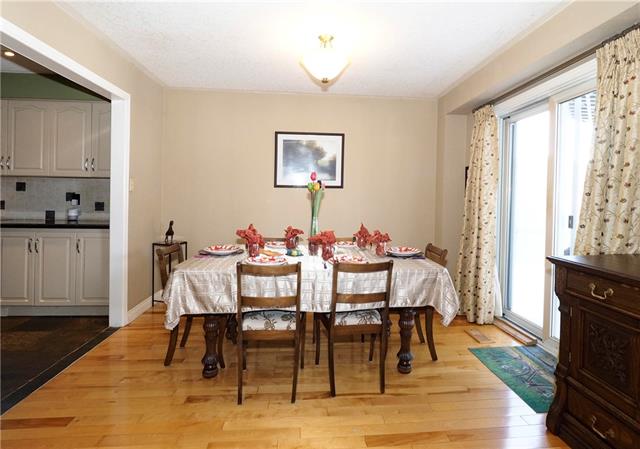 42 Beechmanor Cres., Kitchener, Ontario, Canada