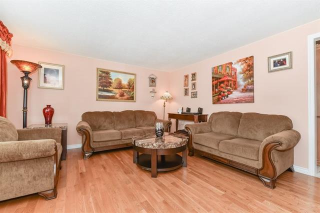 142 Selkirk Dr., Kitchener, Ontario, Canada