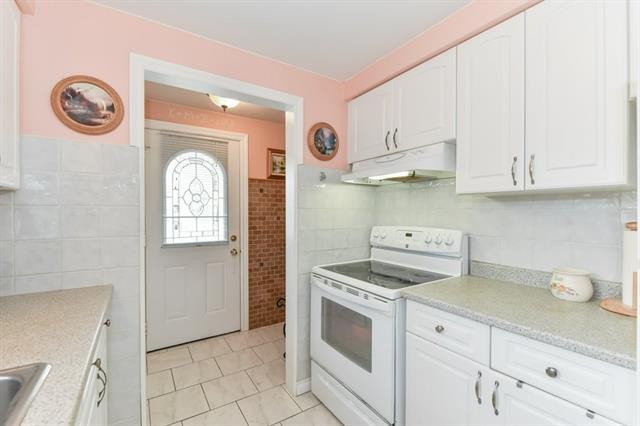 142 Selkirk Dr., Kitchener, Ontario, Canada