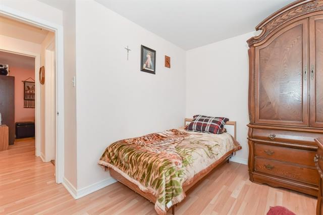 142 Selkirk Dr., Kitchener, Ontario, Canada