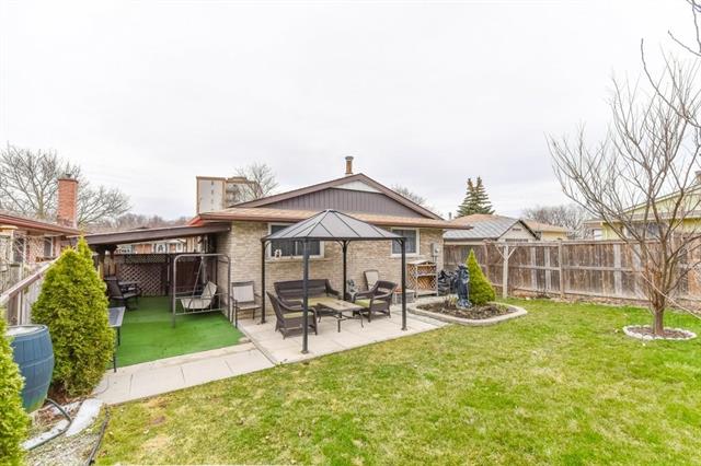 142 Selkirk Dr., Kitchener, Ontario, Canada