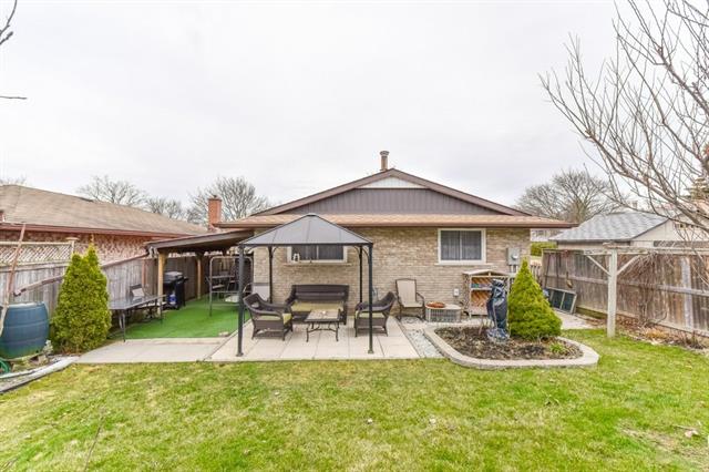 142 Selkirk Dr., Kitchener, Ontario, Canada