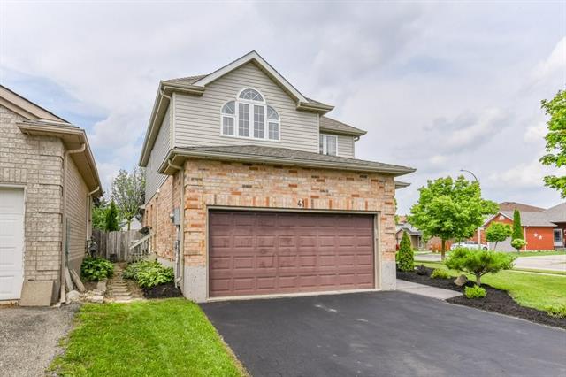41 Queen Charlotte Cres., Kitchener, Ontario, Canada