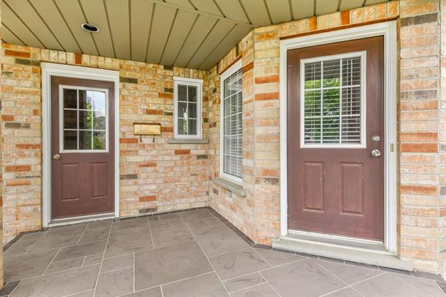 41 Queen Charlotte Cres., Kitchener, Ontario, Canada