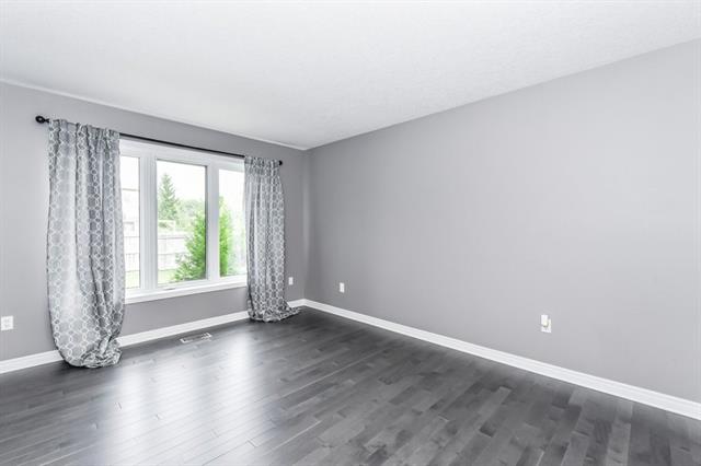 41 Queen Charlotte Cres., Kitchener, Ontario, Canada