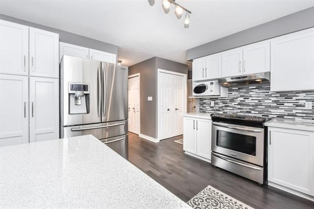 41 Queen Charlotte Cres., Kitchener, Ontario, Canada