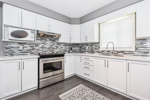 41 Queen Charlotte Cres., Kitchener, Ontario, Canada