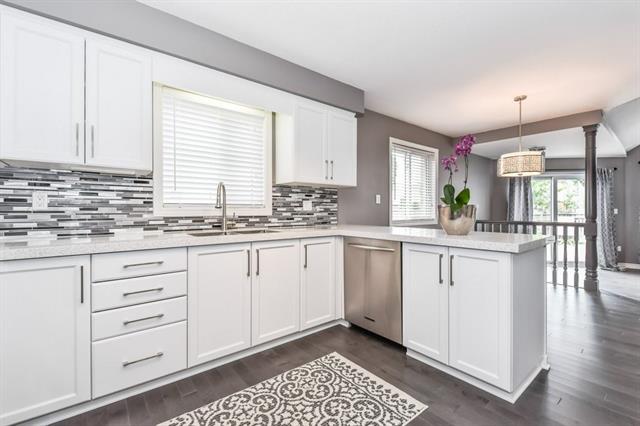 41 Queen Charlotte Cres., Kitchener, Ontario, Canada