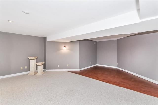 41 Queen Charlotte Cres., Kitchener, Ontario, Canada