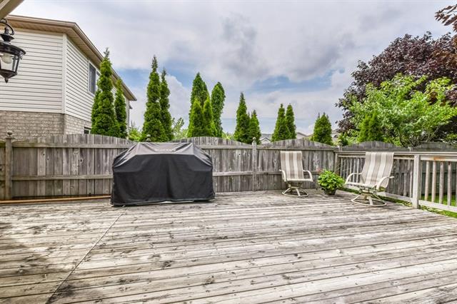 41 Queen Charlotte Cres., Kitchener, Ontario, Canada
