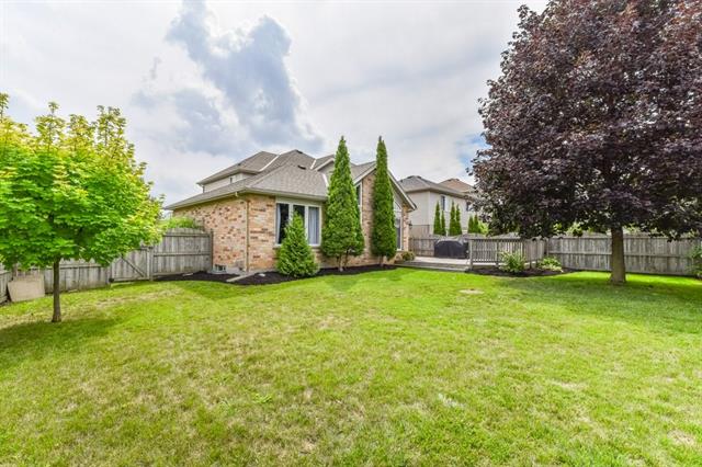 41 Queen Charlotte Cres., Kitchener, Ontario, Canada