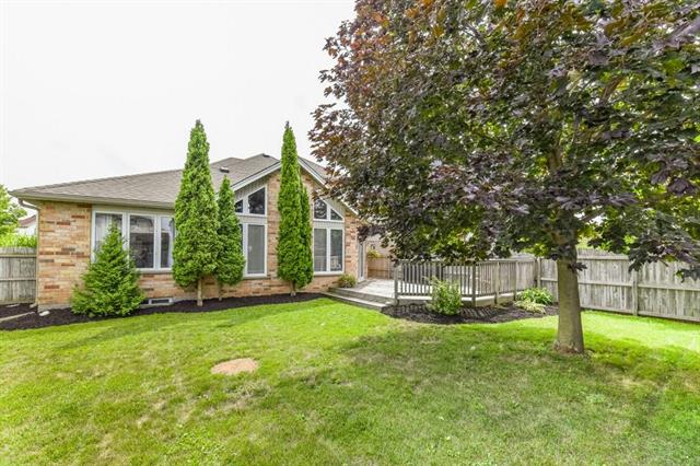 41 Queen Charlotte Cres., Kitchener, Ontario, Canada