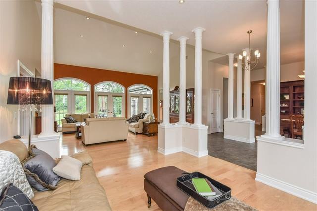 78 St. Charles St. E., Maryhill, Ontario, Canada
