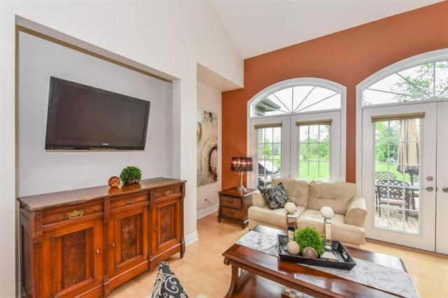 78 St. Charles St. E., Maryhill, Ontario, Canada