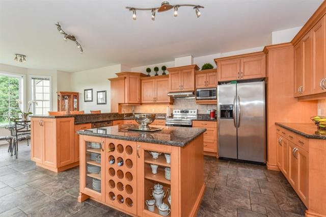 78 St. Charles St. E., Maryhill, Ontario, Canada