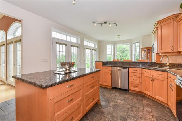 78 St. Charles St. E., Maryhill, Ontario, Canada