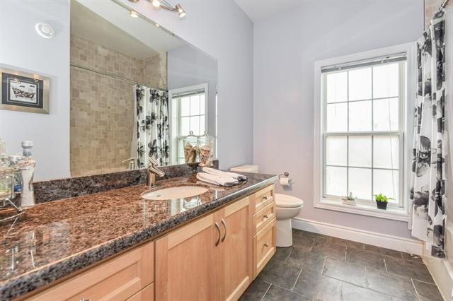 78 St. Charles St. E., Maryhill, Ontario, Canada