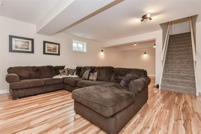 78 St. Charles St. E., Maryhill, Ontario, Canada