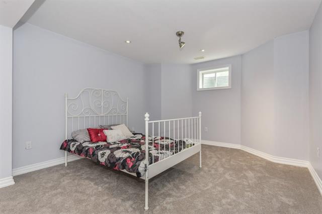 78 St. Charles St. E., Maryhill, Ontario, Canada
