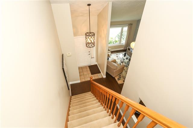 58 McLeod Ct., Kitchener, Ontario, Canada