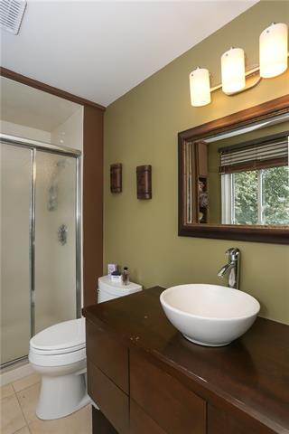 58 McLeod Ct., Kitchener, Ontario, Canada