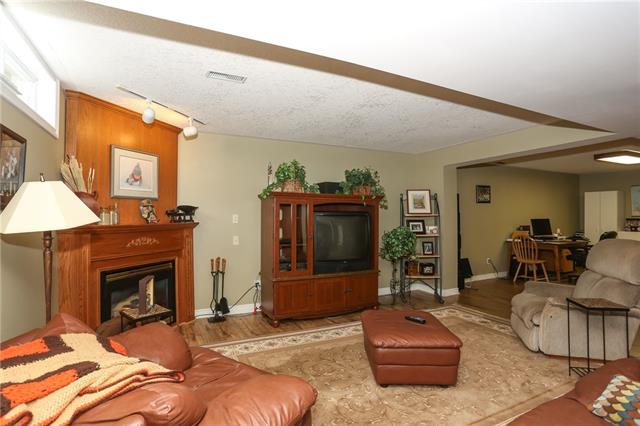 58 McLeod Ct., Kitchener, Ontario, Canada