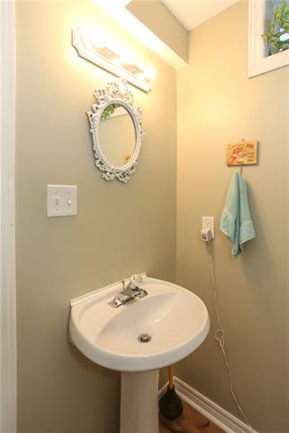 58 McLeod Ct., Kitchener, Ontario, Canada