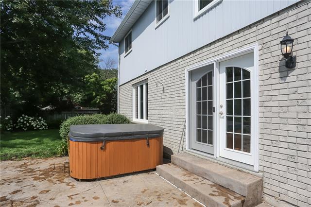 58 McLeod Ct., Kitchener, Ontario, Canada