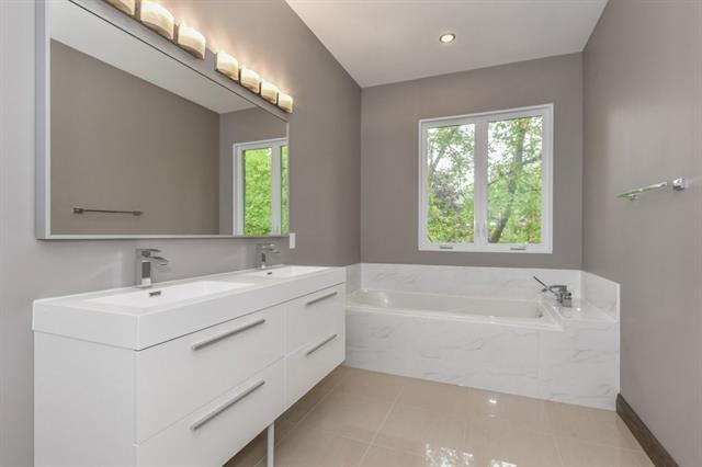 156 Paisley St., Guelph, Ontario, Canada