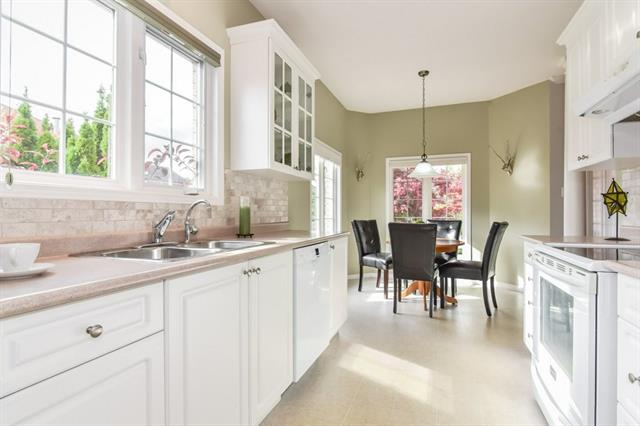 135 Reiber Ct., Waterloo, Ontario, Canada