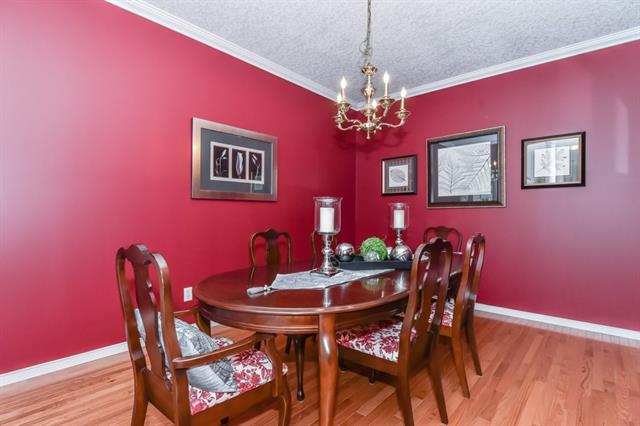 135 Reiber Ct., Waterloo, Ontario, Canada