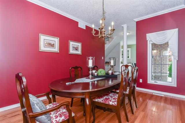 135 Reiber Ct., Waterloo, Ontario, Canada