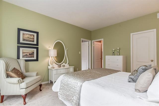 135 Reiber Ct., Waterloo, Ontario, Canada