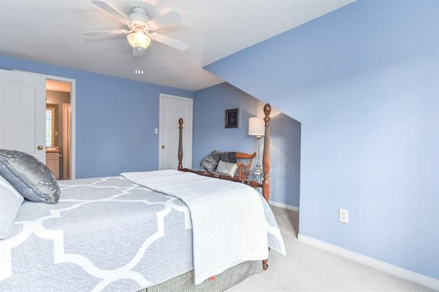 135 Reiber Ct., Waterloo, Ontario, Canada