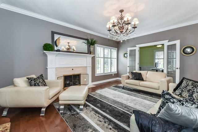 596 Manorwood Ct., Waterloo, Ontario, Canada