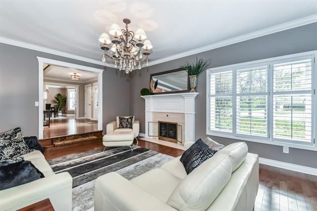 596 Manorwood Ct., Waterloo, Ontario, Canada